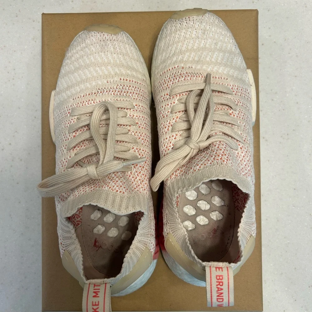 Adidas NMD R2 - Picture 2 of 4